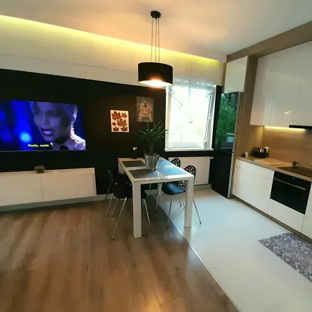 Apartament Pod Lipami Kołobrzeg