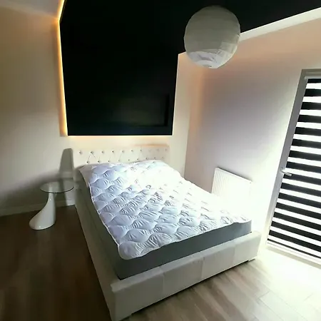 Apartament Pod Lipami Kołobrzeg